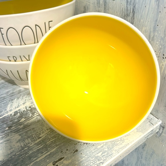 Set of 4 RAE DUNN bowls- FOODIE, YUM, SUNSHINE, FRIYAY - Picture 5 of 5